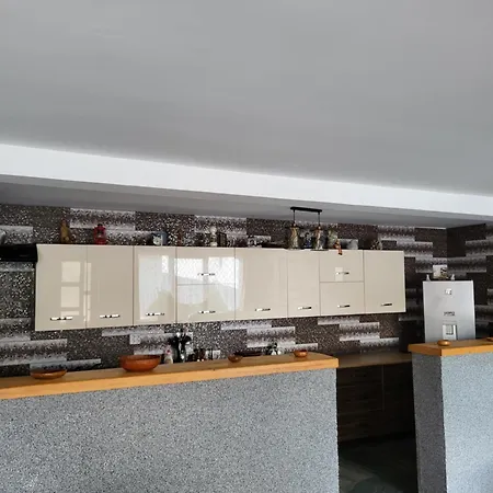 Casa Raraului Cabană